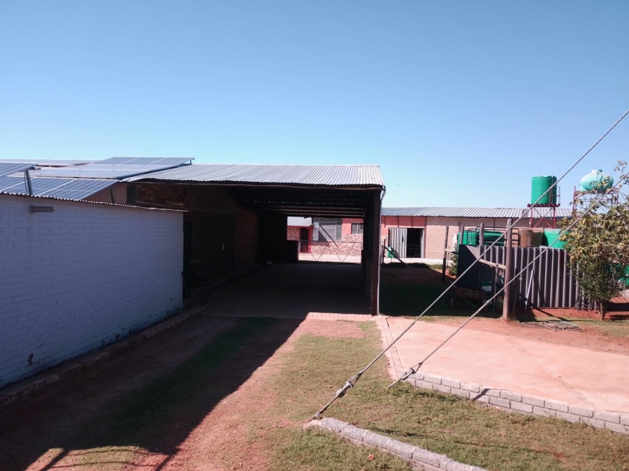 4 Bedroom Property for Sale in Bultfontein Free State